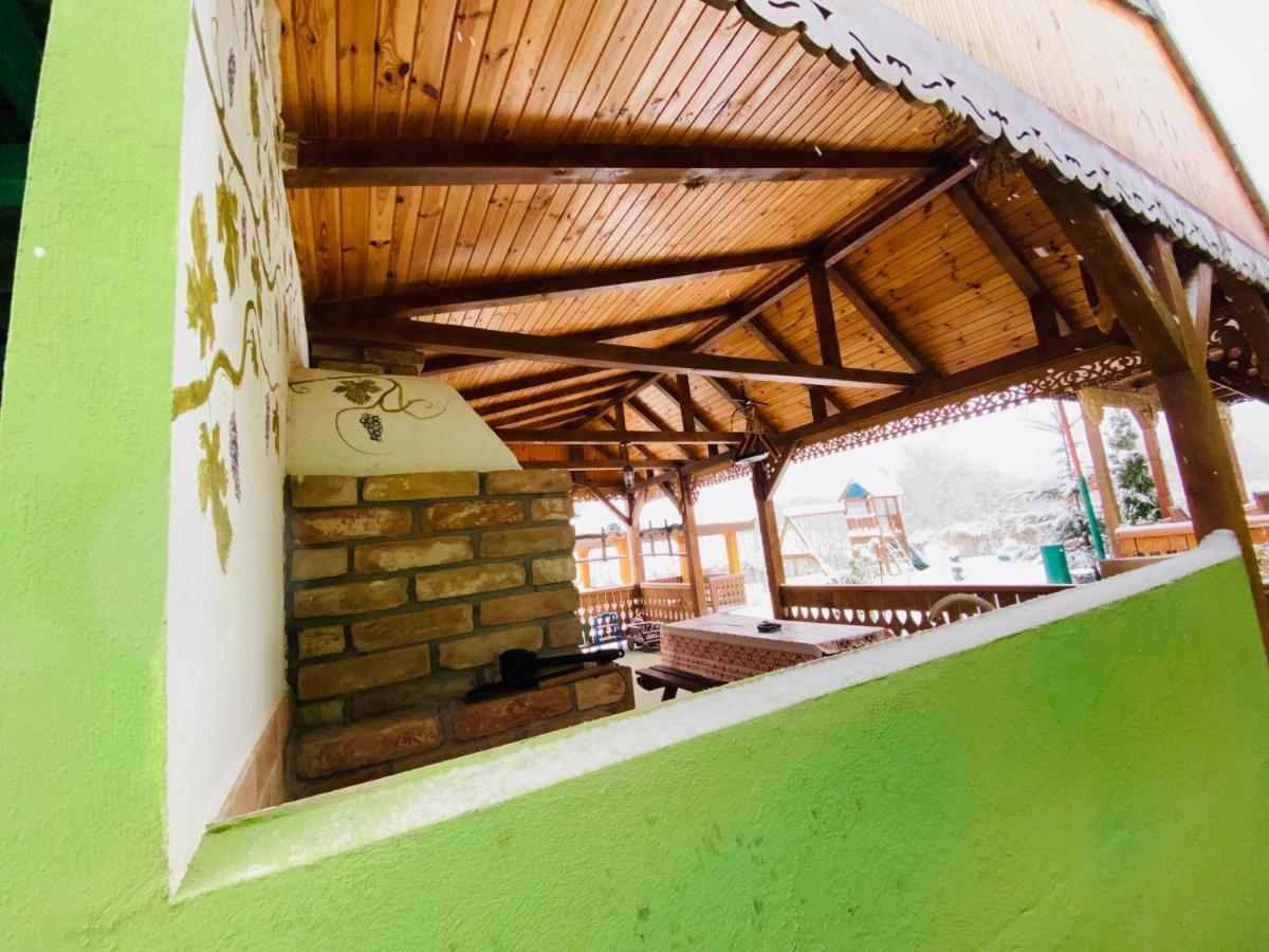 Agropensiunea Valea Fagilor Luncavita Exteriér fotografie