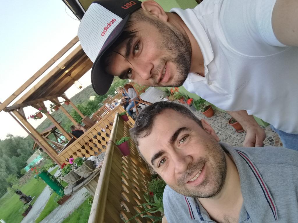 Agropensiunea Valea Fagilor Luncavita Exteriér fotografie