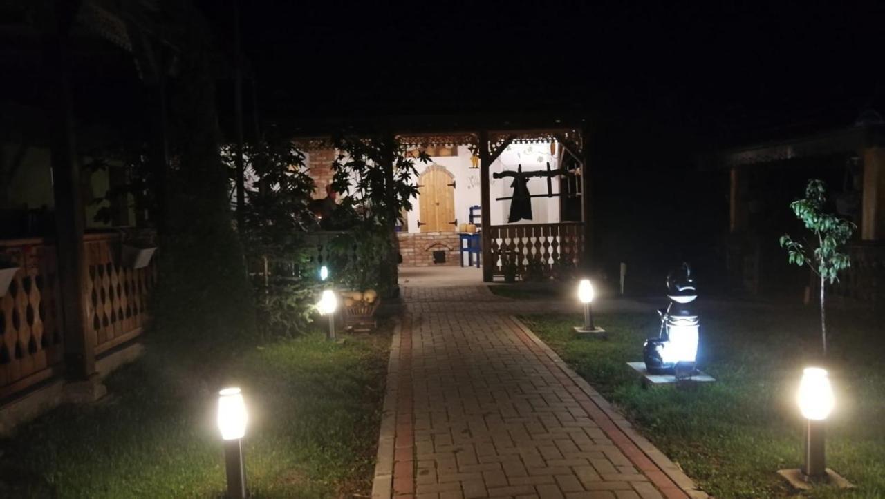 Agropensiunea Valea Fagilor Luncavita Exteriér fotografie